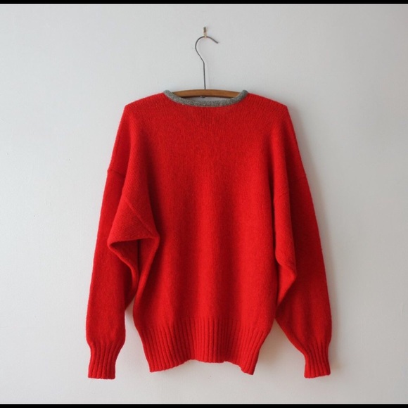 🎈🍄Vintage Red Wool Sweater - Picture 3 of 4
